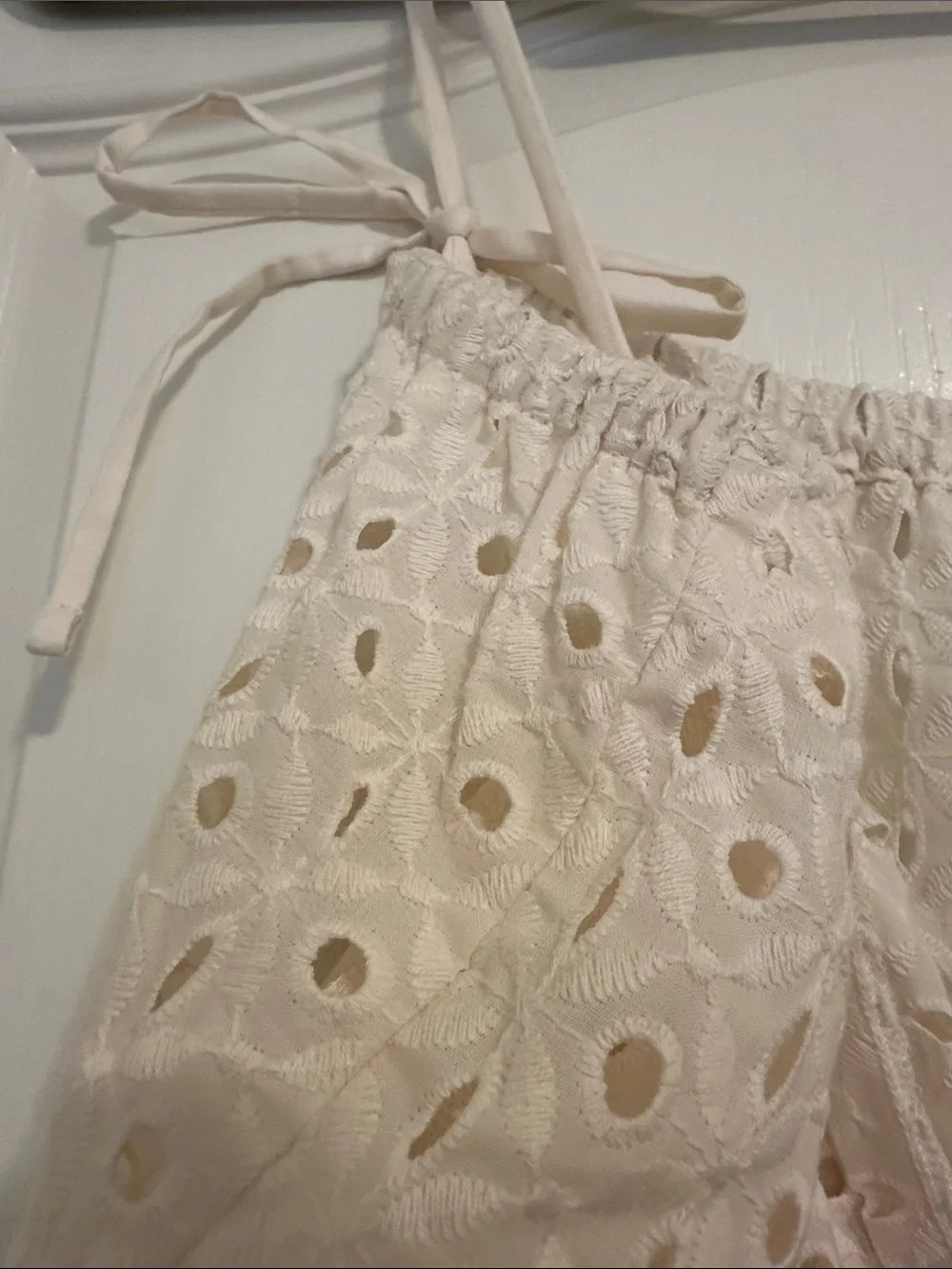 Vitamin A lightweight eyelet